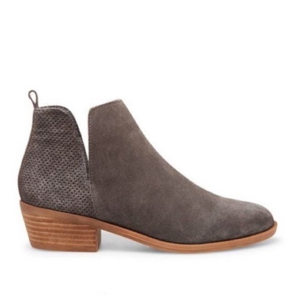 Steve Madden Genuine Leather Grey Salado Ankle Boot Perforated Size 8.5 - Picture 1 of 11